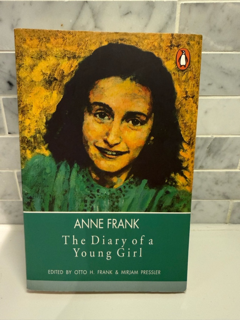 Anne Frank - The Diary of a Young Girl